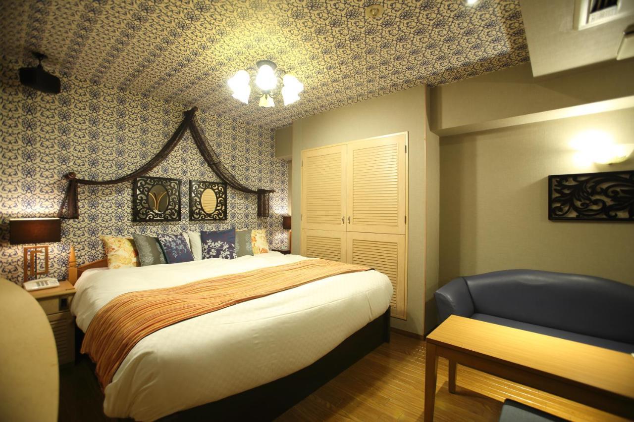 Fukuoka Chapel Coconuts Hotel Ipolani ภายนอก รูปภาพ